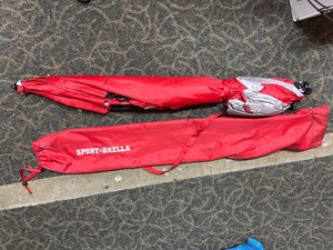 lot 78 image: Sport Brella