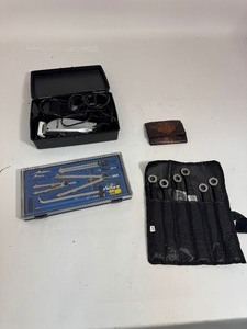 lot 44 image: Throwing Knives, Clippers, Vintage Pickett Set, Wallet