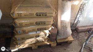 Pallet of 6 50lb Bags of Washed Graded Sand