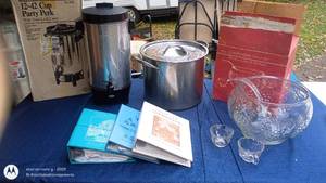 lot 43 image: Party Beverage Service Lot with West Bend Percolator, Stockpot, Cookbooks and Glassware