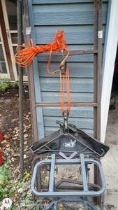 lot 53 image: HME Game Hoist with Pulley System and Gambrel