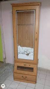 lot 64 image: Wooden Display Cabinet with Mirrored Door and Drawer