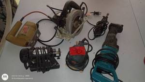 lot 90 image: Collection of 5 Assorted Power Tools Including Craftsman Circular Saw