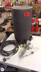 lot 123 image: Propane Tank Heater with Hoses and Reflectors