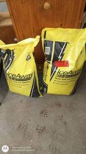 lot 133 image: 2 Bags of IceAway Rock Salt Ice Melter