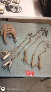 lot 153 image: Group of Vintage Iron Horse Shoes, Traps, and Barn Hardware