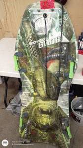 lot 213 image: Boogie Board Snow Sled with Grip Handles
