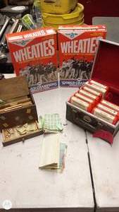 lot 219 image: Minnesota Twins 1987 Wheaties Boxes, S&H Green Stamps, and 8-Track Tape Collection
