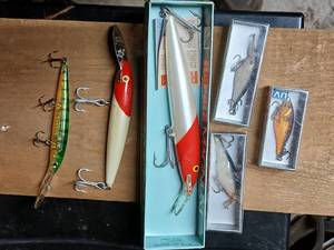 lot 243 image: Collection of 6 Fishing Lures Including Rapala and Vintage Designs