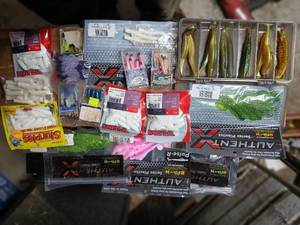 lot 248 image: Fishing Float and Bobber Collection with Accessories