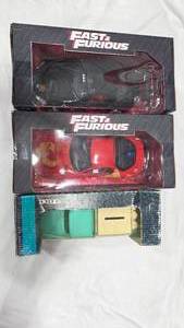 lot 221 image: Lot of 3 Diecast Model Cars