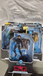 lot 232 image: Lot of 5 DC Action Figures