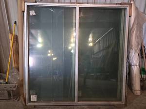 lot 107 image: 8 Large aluminum framed windows