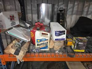 lot 113 image: Heavy Duty Sprayer, Oil, Flood Light