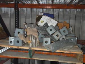 lot 120 image: Pallet of misc hardwareanchors