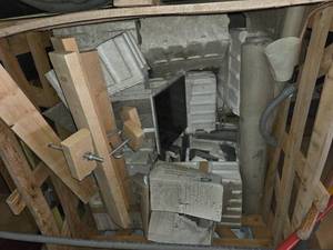 lot 138 image: Pallet of misc tile