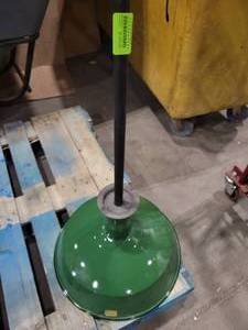 lot 1ASK image: One 16 Ivanhoe Light (589759)