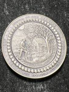 lot 47 image: 2 TROY OZ .999 FINE SILVER NEBRASKA CENTENNIAL ROUND