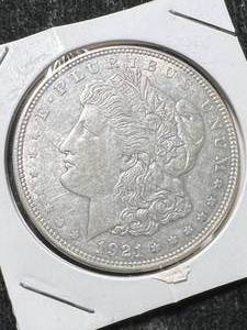 lot 58 image: 1921-D US MORGAN SILVER DOLLAR