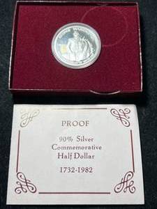 lot 75 image: 1982 US WASHINGTON COMMEM HALF DOLLAR IN BOX