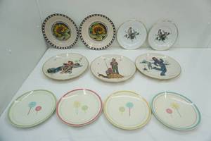 lot 23 image: Vintage 1974 Norman Rockwell Plates Four Seasons & More