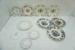 lot 25 image: AntiqueVintage China Plates