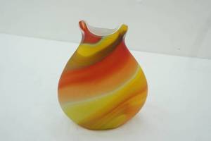 lot 37 image: YellowRed Swirl Design Glass Vase