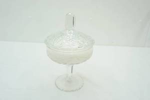 lot 47 image: Crystal Compote wlid Lavender Vanilla 4-Wick Scented Candle