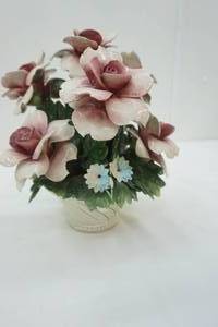 lot 52 image: Vintage Capodimonte Porcelain Flower Arrangement