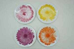 lot 103 image: Set of 4 Floral Dishes 7