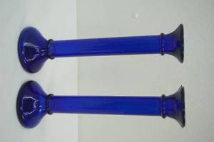 lot 106 image: (2ct) Cobalt Blue Candlestick Holders 12