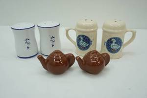 lot 109 image: 3 Sets of Salt & Pepper Shakers