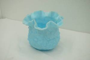 lot 209 image: Vintage Fenton Blue Ruffled Satin Glass Vase