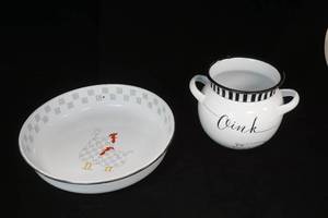 lot 213 image: Modern Enamelware Hen Tray & Oink Utensil Holder wHandles