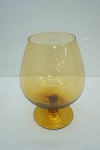 lot 216 image: Vintage Italian Empoli Amber Glass Brandy Snifter Vase