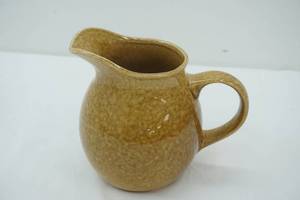 lot 221 image: Coche Stoneware Pitcher 6.5 tall