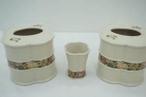 lot 227 image: Croscill Riverside Floral Banded Porcelain Tissue Box Covers & Brush Holder