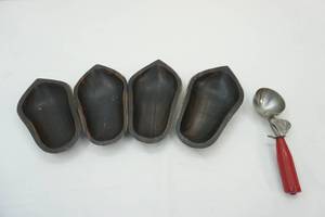 lot 242 image: (4ct) Wooden Salad Bowls Red Bakelite Handle Crawford Stainless Ice Cream Scoop