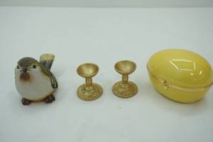 lot 244 image: Ceramic Hinged Egg Trinket Box-Limoge France