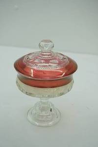 lot 268 image: Vintage Kings Crown Ruby Flashed Candy DishCompote