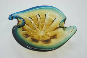 lot 295 image: Vintage Murano Art Glass Bowl Seguso  Flavio Poli