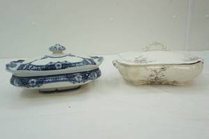 lot 312 image: Antique Casserole Dishes with Lids
