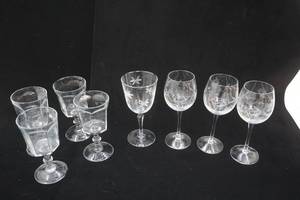 lot 359 image: Crystal Stemware & Etched Clear Glass Stemware