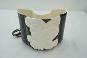 lot 369 image: Vintage Art Deco TV Lamp Planter