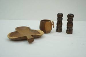 lot 384 image: Vintage Wooden 3-Leaf Clover Bowl, Tea Cup Salt & Pepper Shakers