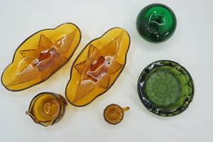 lot 395 image: Vintage 1970s Collection of Glassware