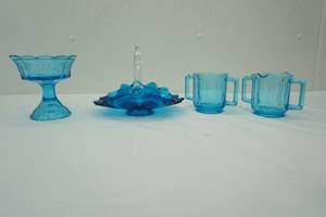 lot 398 image: Vintage Blue Glass Collection