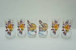 lot 407 image: Vintage 1977 McDonalds Glasses