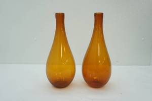 lot 413 image: Vintage Pair of Amber Glass Vases