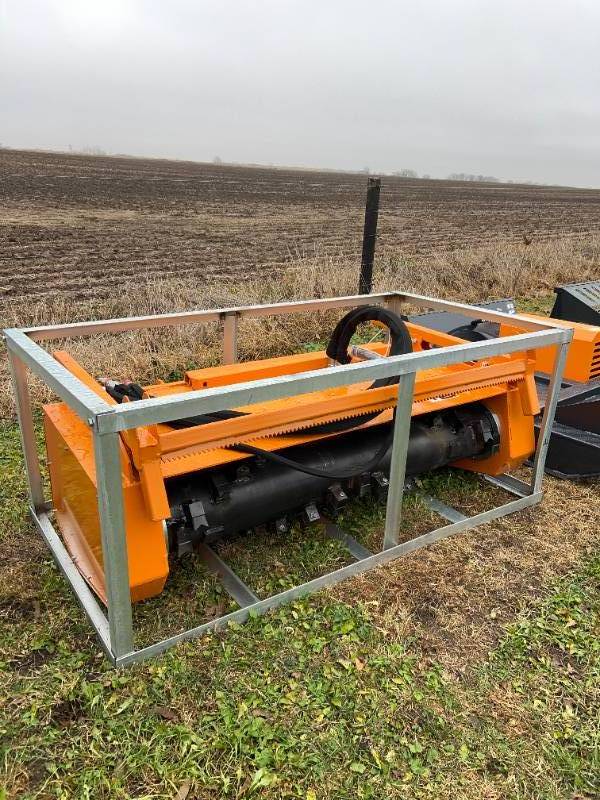 lot 4141 image: Wolverine 60 Inch Drum Mulcher Attachment (DUM-26-73W)